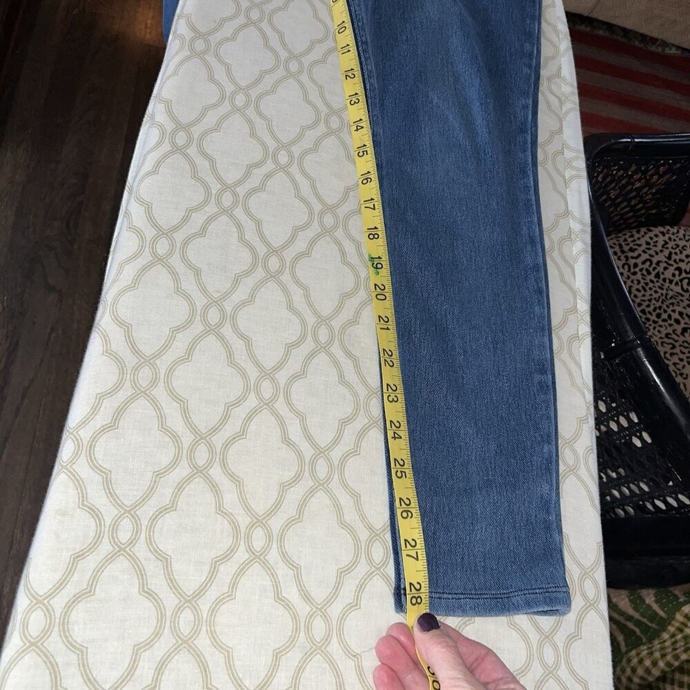 Spanx Jean-Ish Ankle Leggings in Medium Wash Jegging Stretch Shapewear Size L - Picture 6 of 6